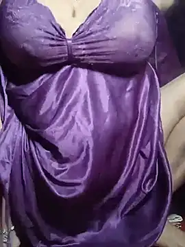 Snapshot of Hot-Angale chatting on June 20, 6:00 pm Hot-Angale online show from June 20, 6:00 pm