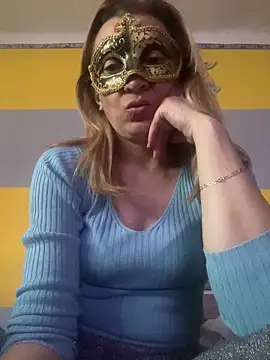 SexyMamiVee online show from March 5, 4:03 pm