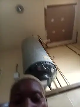 goldenstrips295 online show from January 10, 3:47 pm