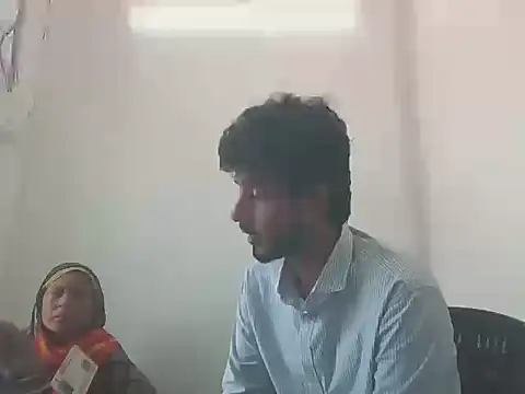 Snapshot of badaa_lund chatting on July 17, 5:25 am badaa lund online show from July 17, 5:25 am