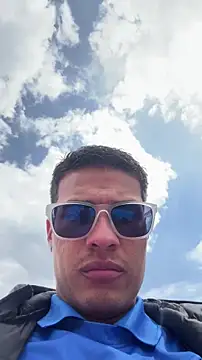 Latin Paisa Boy online show from February 15, 6:26 pm