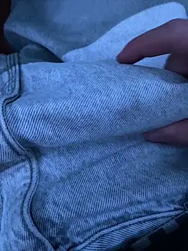 LittleGuy 2007 online show from April 4, 11:02 pm