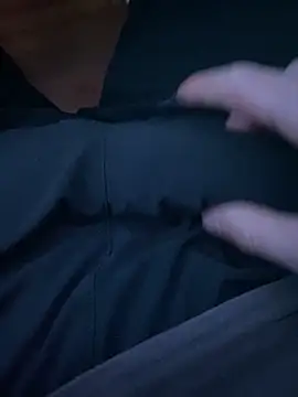 LittleGuy 2007 online show from April 11, 10:03 pm