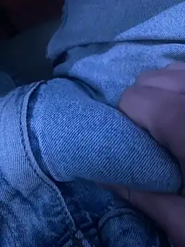 LittleGuy 2007 online show from April 24, 8:33 pm