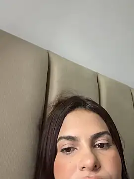 Irina Velvett online show from April 17, 2:47 am