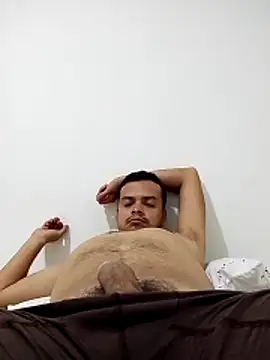 soytorres92 online show from March 12, 6:08 am