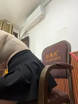 Molly-xiao online show from February 26, 7:51 am