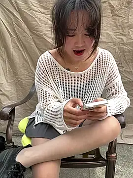 Molly-xiao online show from April 3, 10:13 am