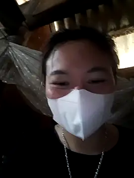 Snapshot of oh-july chatting on January 19, 1:42 am oh-july online show from January 19, 1:42 am