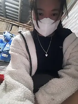 Snapshot of oh-july chatting on January 19, 1:48 pm oh-july online show from January 19, 1:48 pm