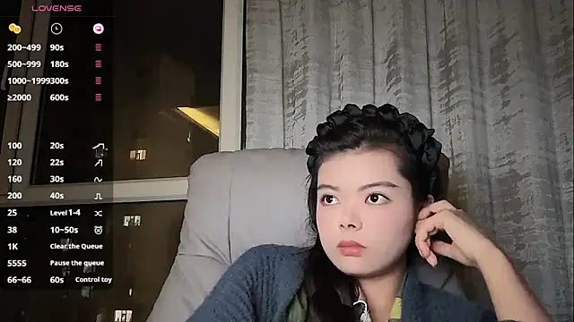 dudouer online show from May 9, 2:11 pm