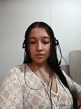 Laia  Evanss online show from April 15, 6:48 pm