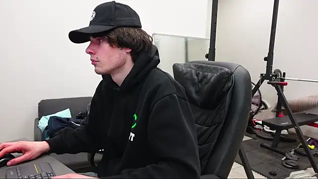 Daniel Shawnn online show from March 6, 8:05 pm