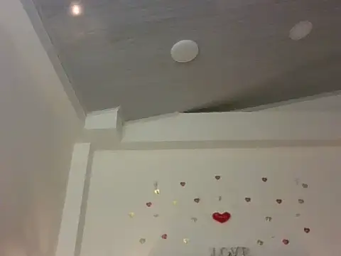 kat paradise online show from February 14, 11:51 am