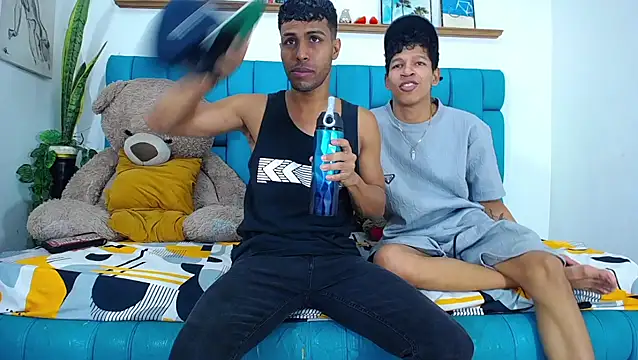 Interracial Snow Bunny online show from March 17, 2:20 pm