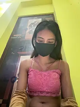 Snapshot of Beauty-pi chatting on February 2, 7:12 pm Beauty-pi online show from February 2, 7:12 pm