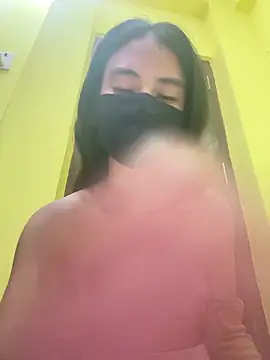 Snapshot of Beauty-pi chatting on April 15, 7:58 pm Beauty-pi online show from April 15, 7:58 pm