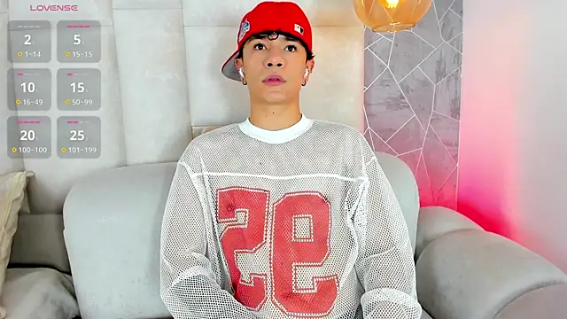 Snapshot of imxxjoel chatting on April 21, 3:57 am imxxjoel online show from April 21, 3:57 am