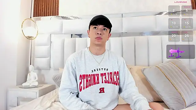 Snapshot of imxxjoel chatting on May 12, 4:31 am imxxjoel online show from May 12, 4:31 am