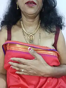Snapshot of Maya_kannada chatting on July 8, 7:35 am Maya kannada online show from July 8, 7:35 am