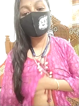Snapshot of sumi_couele18 chatting on April 8, 5:35 pm sumi couele18 online show from April 8, 5:35 pm