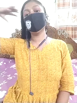 Snapshot of sumi_couele18 chatting on May 6, 5:29 pm sumi couele18 online show from May 6, 5:29 pm