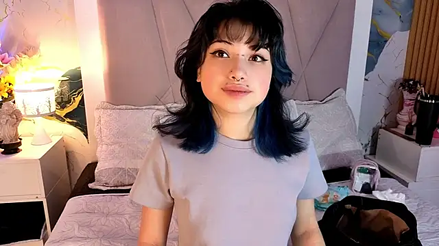 Snapshot of Sienna_Desiree chatting on June 13, 10:35 am Sienna Desiree online show from June 13, 10:35 am