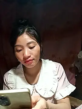 Hiniyk2 online show from April 18, 1:59 pm