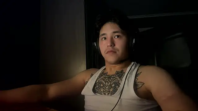 thisguyhasnochill online show from March 4, 6:58 pm