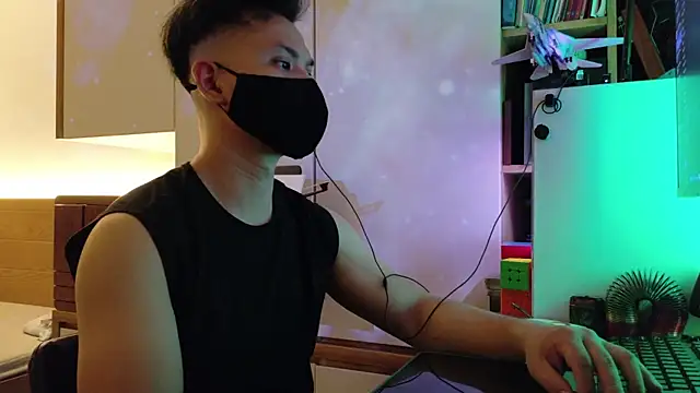 OnlyHand9x online show from July 8, 4:11 pm