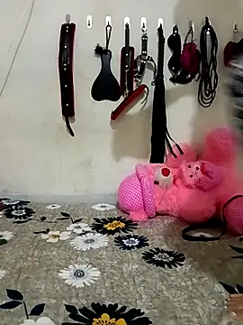 Honey lily-93 online show from May 12, 7:49 am