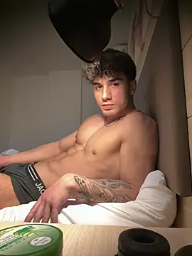 Snapshot of nomorelies chatting on February 1, 7:56 pm nomorelies online show from February 1, 7:56 pm