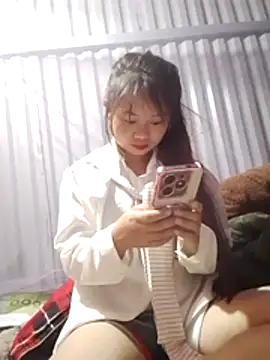  Bong 02 online show from April 18, 11:16 pm