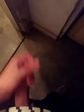 Snapshot of daksh__8_inche chatting on February 2, 9:35 pm daksh 8 inche online show from February 2, 9:35 pm