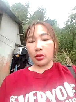 Snapshot of Fading_roses chatting on March 18, 9:12 am Fading roses online show from March 18, 9:12 am