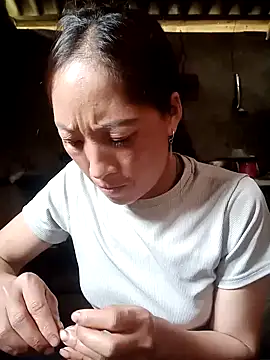 muamua99 online show from April 18, 4:16 am