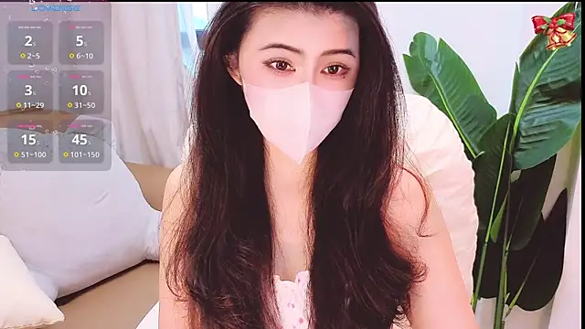 Snapshot of 1-Emma-1 chatting on June 22, 11:57 pm 1-Emma-1 online show from June 22, 11:57 pm