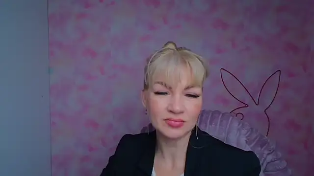 Madonna Fire online show from March 2, 7:15 am