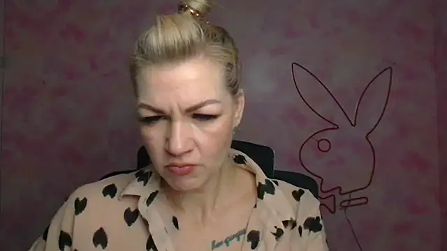 Madonna Fire online show from April 10, 12:32 pm