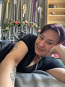 NymphoBuzi online show from May 25, 3:29 pm