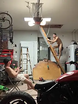 Snapshot of Derrick7799 chatting on March 13, 6:20 am Derrick7799 online show from March 13, 6:20 am