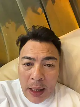 Snapshot of amychen0714 chatting on July 7, 2:32 pm amychen0714 online show from July 7, 2:32 pm