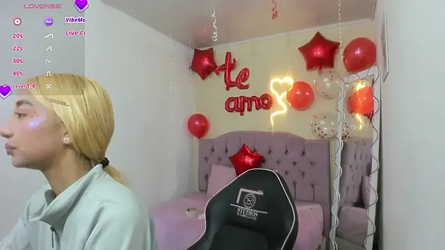 IRINA TAY1 online show from February 15, 3:47 am