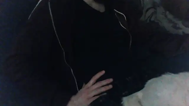 Snapshot of KaelNox chatting on April 22, 2:51 pm KaelNox online show from April 22, 2:51 pm