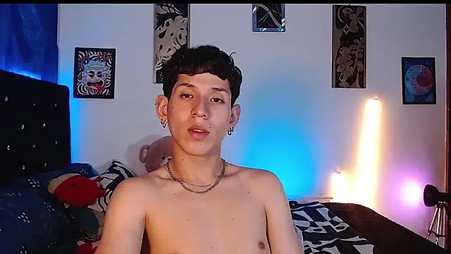 Snapshot of yorsamm_smit chatting on February 26, 11:09 am yorsamm smit online show from February 26, 11:09 am