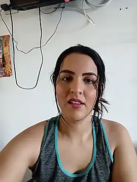 zaraluxx1 online show from June 9, 5:35 pm