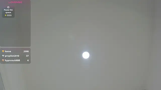 laura rouse7 online show from May 16, 12:51 am