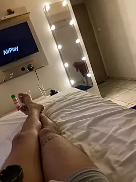 GostosoRS25 online show from April 18, 8:09 pm