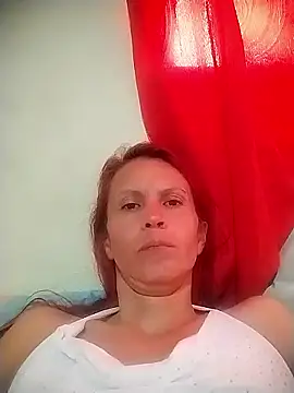 Snapshot of cintia_love chatting on January 18, 6:44 pm cintia love online show from January 18, 6:44 pm