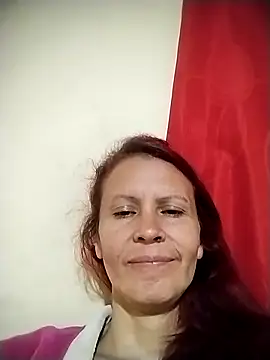 Snapshot of cintia_love chatting on February 11, 12:48 am cintia love online show from February 11, 12:48 am